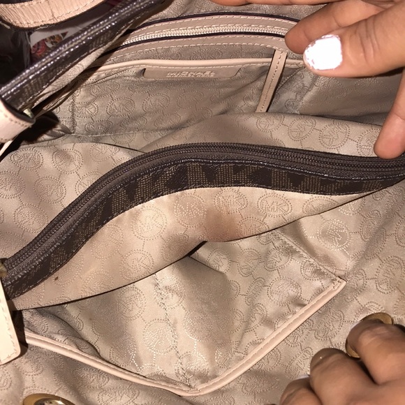 Micheal Kors - Picture 2 of 2